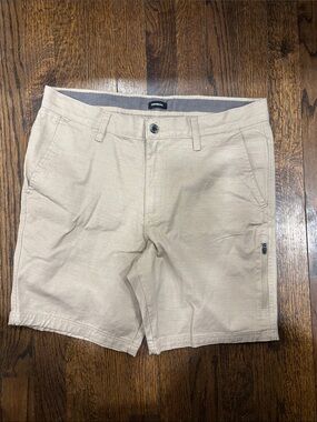 Express men’s khaki shorts size 30